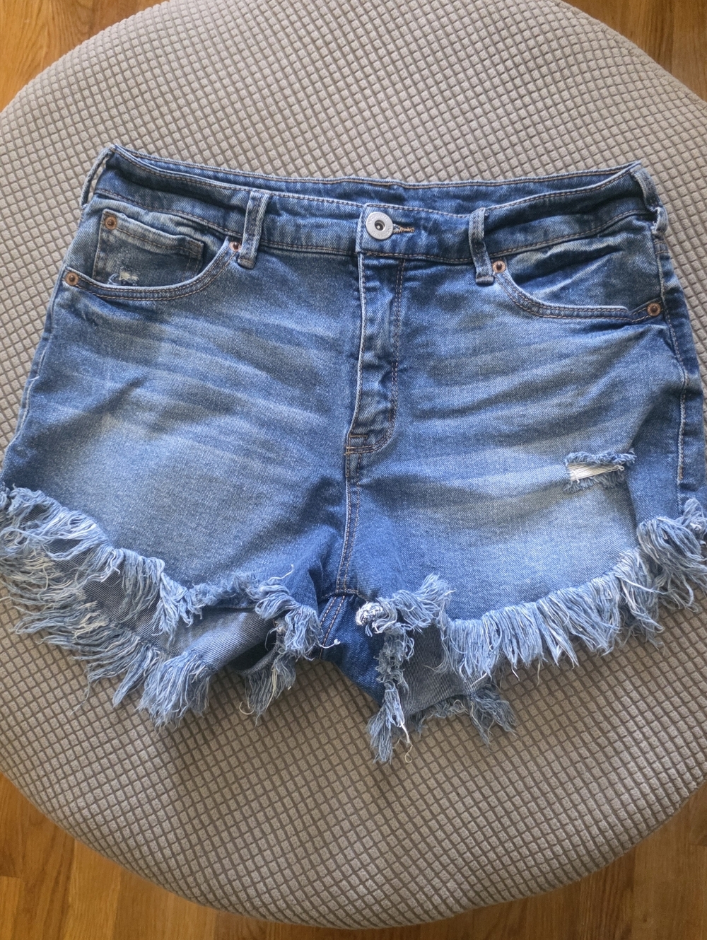 ❣️3/$25 Women’s Blue Frayed Hem Denim Shorts - Inc DENIM Brand Size 10